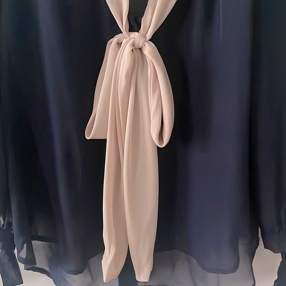 Lily White Navy and Cream Blouse, Large - Picture 4 of 6